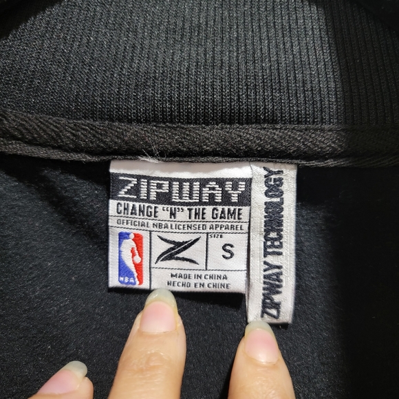 NBA Apparel Chicago Bulls Zipway 'Change "N" The Game' Zippered Warm-Up Jacket - Picture 13 of 17